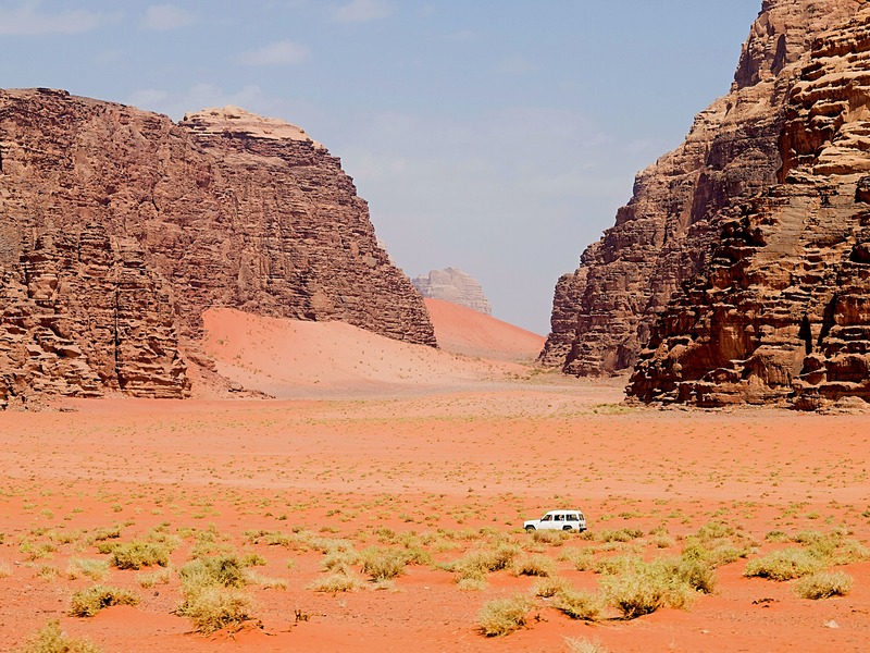 From Amman: Wadi Rum One Day Tour with Accommodation