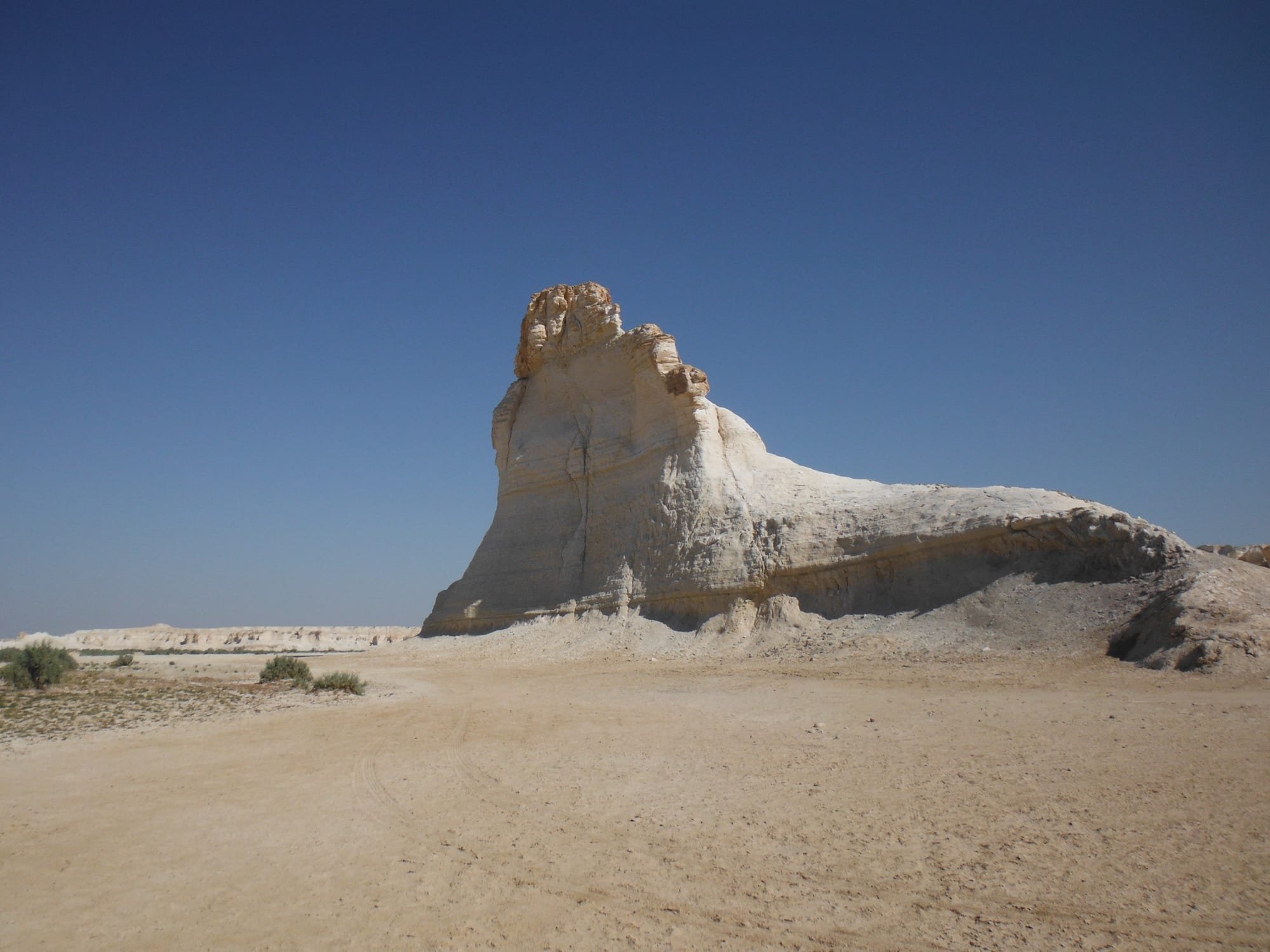 Wadi AL Dahek - White Desert Day Tour