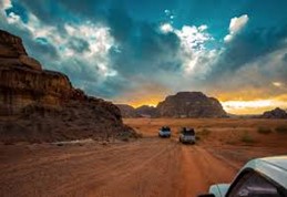 Jordan Golden Triangle Tour (Petra-Wadi Rum-Aqaba)