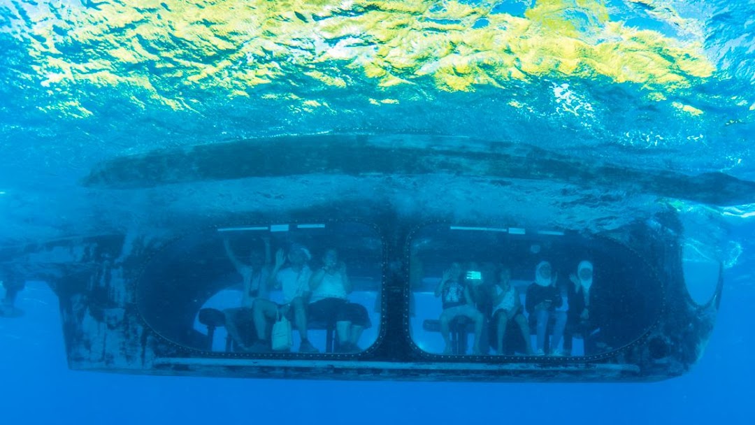 Neptune Submarine Aqaba
